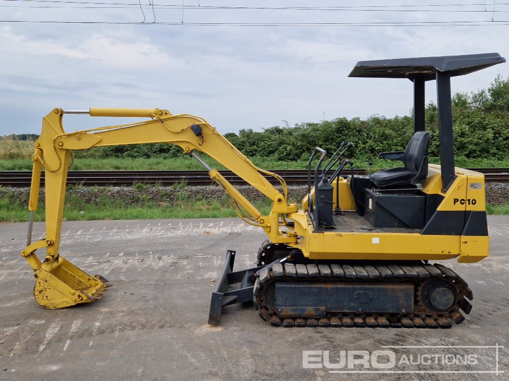 Komatsu PC10-6 - حفارة مصغرة: صور 2 Komatsu PC10-6 - حفارة مصغرة: صور 2