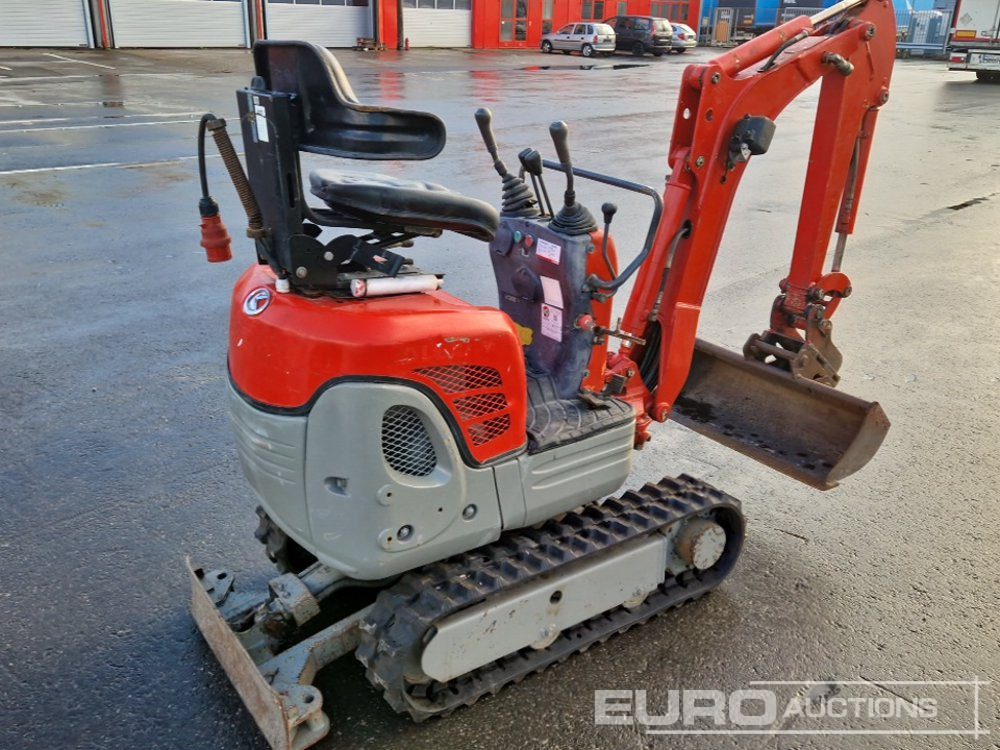 Kubota 008 - حفارة مصغرة: صور 4 Kubota 008 - حفارة مصغرة: صور 4