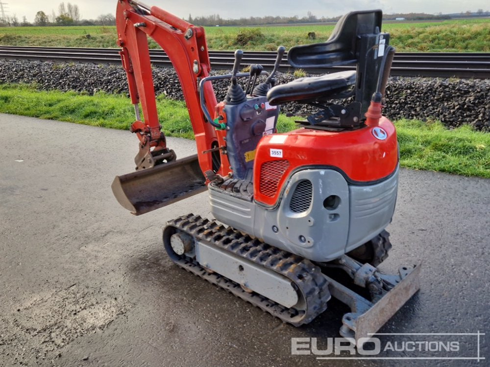 Kubota 008 - حفارة مصغرة: صور 3 Kubota 008 - حفارة مصغرة: صور 3