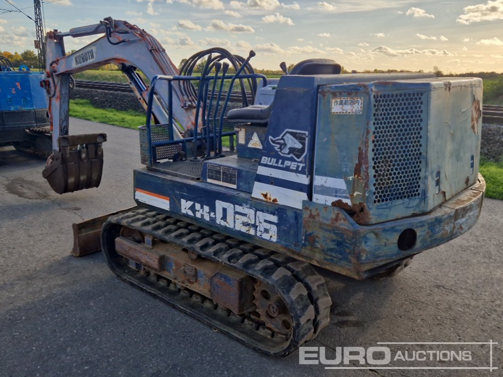 Kubota KH-026 - حفارة مصغرة: صور 3 Kubota KH-026 - حفارة مصغرة: صور 3