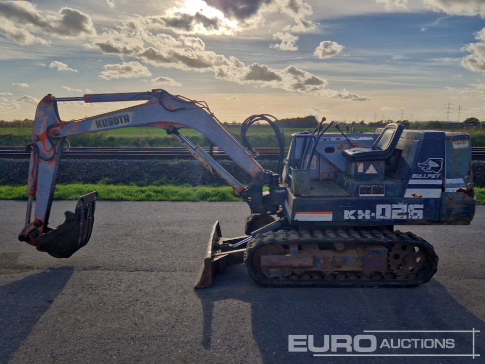 Kubota KH-026 - حفارة مصغرة: صور 2 Kubota KH-026 - حفارة مصغرة: صور 2