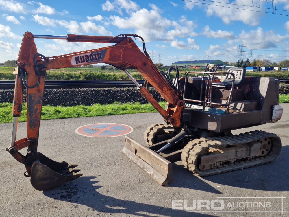 Kubota KH50 - حفارة مصغرة: صور 1 Kubota KH50 - حفارة مصغرة: صور 1