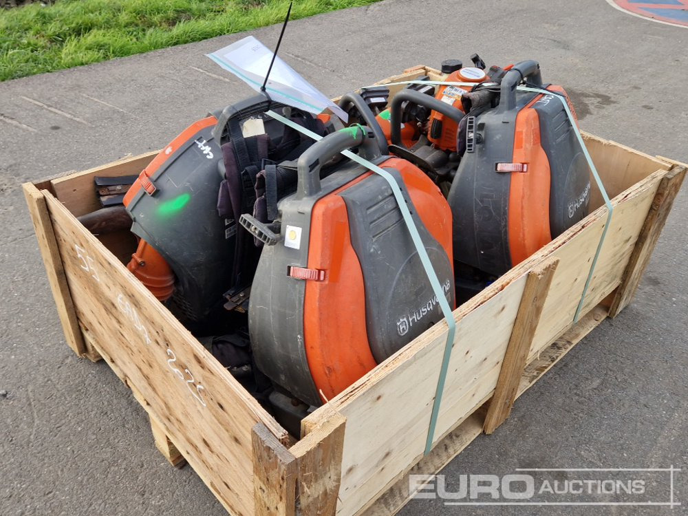 Pallet of Husqvarna Leafblowers, Hedge Trimmers - معدات البناء: صور 4 Pallet of Husqvarna Leafblowers, Hedge Trimmers - معدات البناء: صور 4