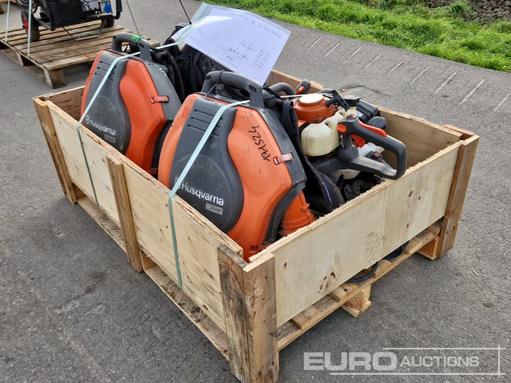 Pallet of Husqvarna Leafblowers, Hedge Trimmers - معدات البناء: صور 1 Pallet of Husqvarna Leafblowers, Hedge Trimmers - معدات البناء: صور 1
