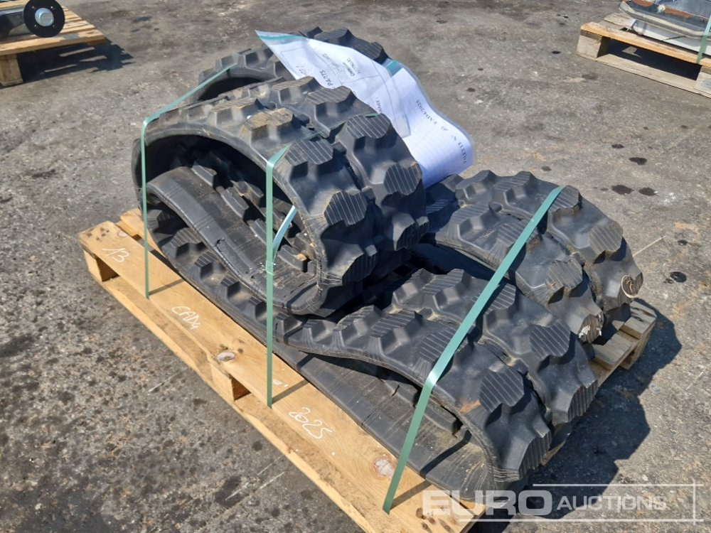 Pallet of Rubber Tracks - مسارات للحفارات - آلات البناء: صور 4 Pallet of Rubber Tracks - مسارات للحفارات - آلات البناء: صور 4