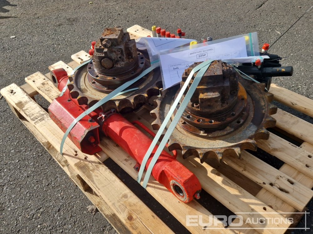 Spare Parts, Final Drive (2 of) Hydraulic Pump, Hydraulic Block, Cylinder to suit Volvo ECR25D - قطع الغيار - حفارة: صور 3 Spare Parts, Final Drive (2 of) Hydraulic Pump, Hydraulic Block, Cylinder to suit Volvo ECR25D - قطع الغيار - حفارة: صور 3