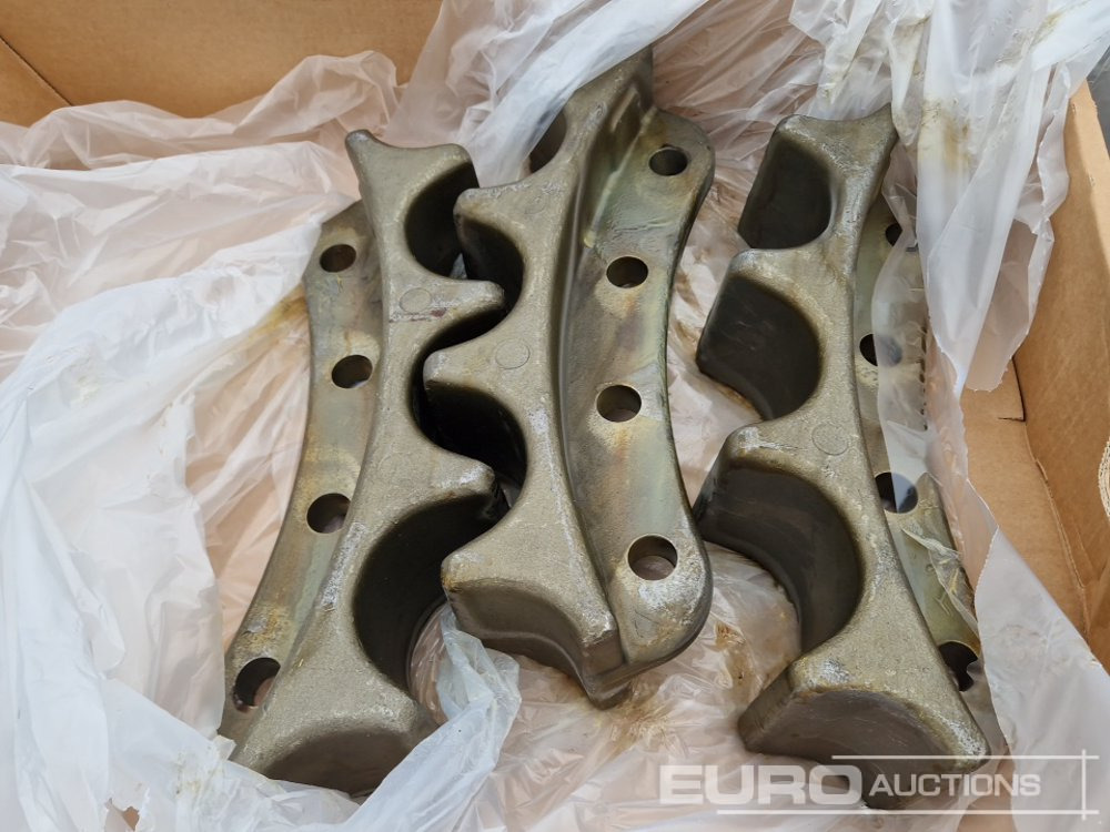 Steel Tracks Segements to suut CAT (Part No 102-6683) - قطع الغيار - حفارة: صور 3 Steel Tracks Segements to suut CAT (Part No 102-6683) - قطع الغيار - حفارة: صور 3