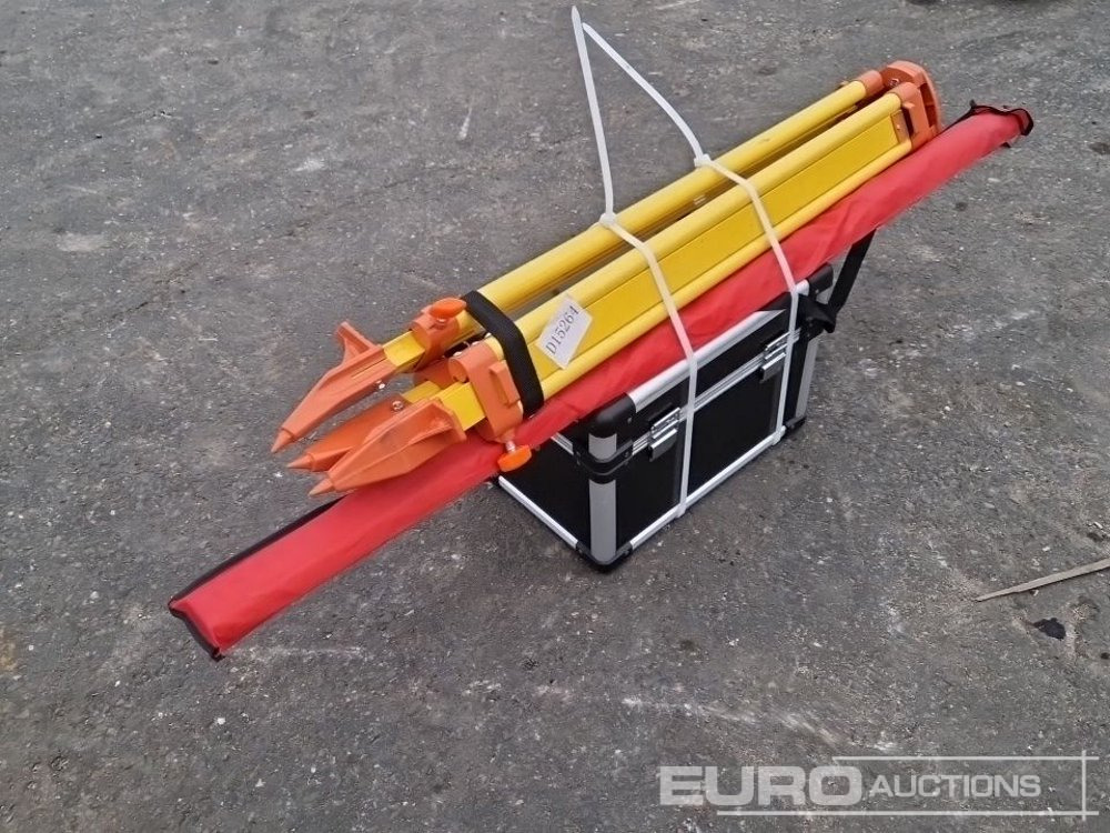 Unused 2025 SKLP Laser Level, Self-Levelling Rotary Laser Level with Batteries, Receiver, Tripod, Grade Rod - معدات الورش: صور 4 Unused 2025 SKLP Laser Level, Self-Levelling Rotary Laser Level with Batteries, Receiver, Tripod, Grade Rod - معدات الورش: صور 4