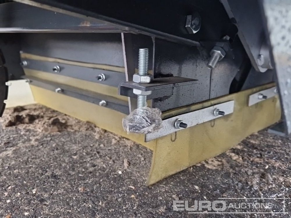 سياره كنس شوارع Unused 2025 Zvox 1260: صور 12 سياره كنس شوارع Unused 2025 Zvox 1260: صور 12