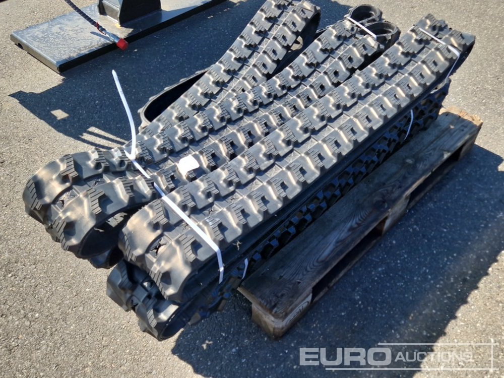 Unused Rubber Tracks to suit Micro Excavator - مسارات للحفارات - آلات البناء: صور 3 Unused Rubber Tracks to suit Micro Excavator - مسارات للحفارات - آلات البناء: صور 3