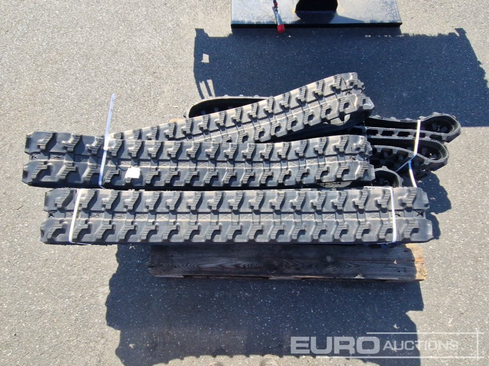 Unused Rubber Tracks to suit Micro Excavator - مسارات للحفارات - آلات البناء: صور 5 Unused Rubber Tracks to suit Micro Excavator - مسارات للحفارات - آلات البناء: صور 5