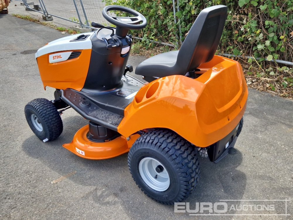 Unused Stihl RT4097 - جزازة المروج: صور 3 Unused Stihl RT4097 - جزازة المروج: صور 3