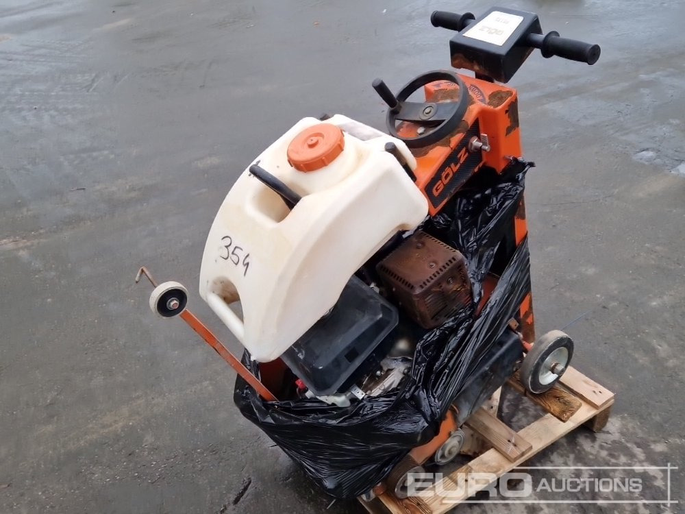 Walk Behind Asphalt Saw - ماكينات لصقل الأسفلت: صور 1 Walk Behind Asphalt Saw - ماكينات لصقل الأسفلت: صور 1