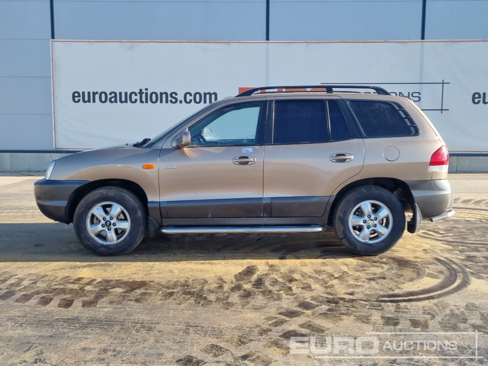 2005 Hyundai Santa Fe - سيارة دفع رباعي: صور 2 2005 Hyundai Santa Fe - سيارة دفع رباعي: صور 2
