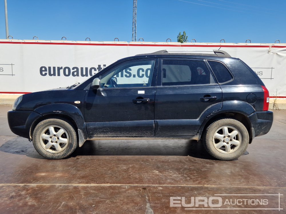 2005 Hyundai Tucson - سيارة دفع رباعي: صور 2 2005 Hyundai Tucson - سيارة دفع رباعي: صور 2
