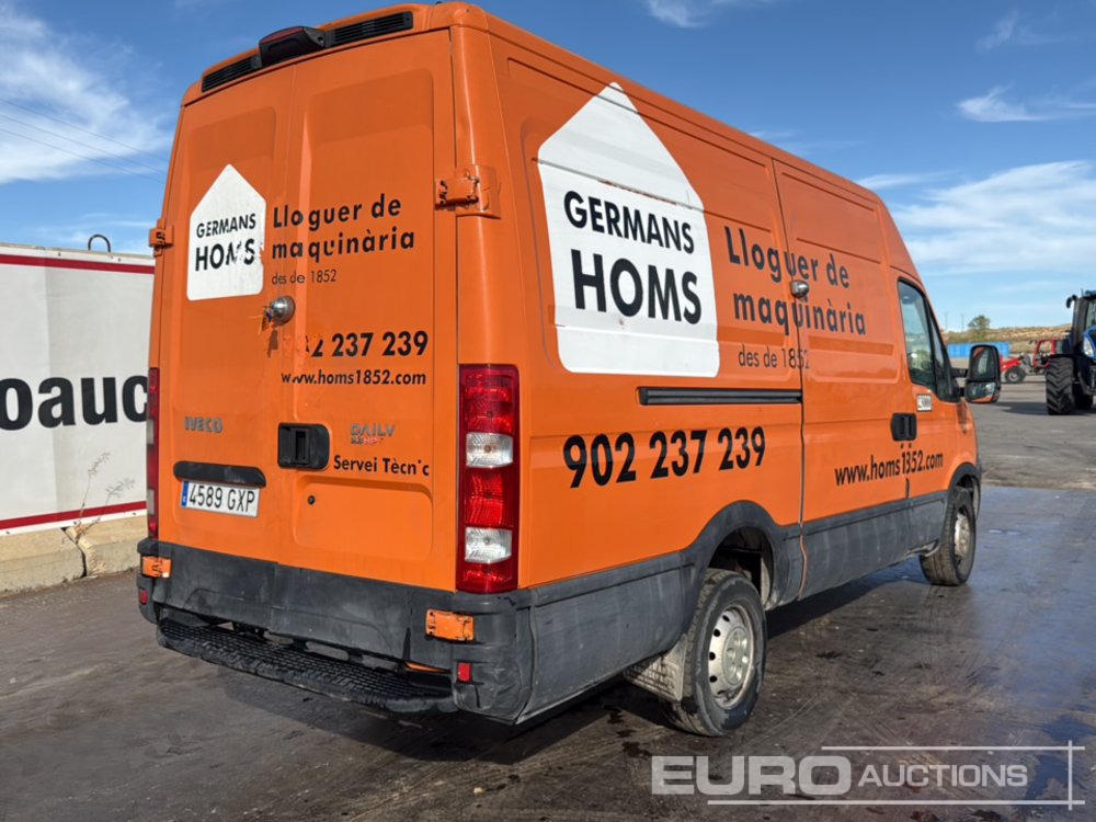 2010 Iveco Daily 35 S14 - فان: صور 5 2010 Iveco Daily 35 S14 - فان: صور 5