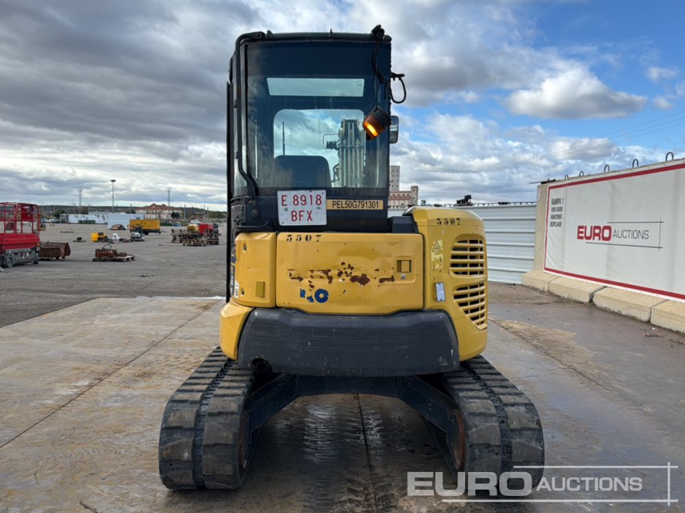 2010 Komatsu PC45MR-3 - حفارة مصغرة: صور 4 2010 Komatsu PC45MR-3 - حفارة مصغرة: صور 4