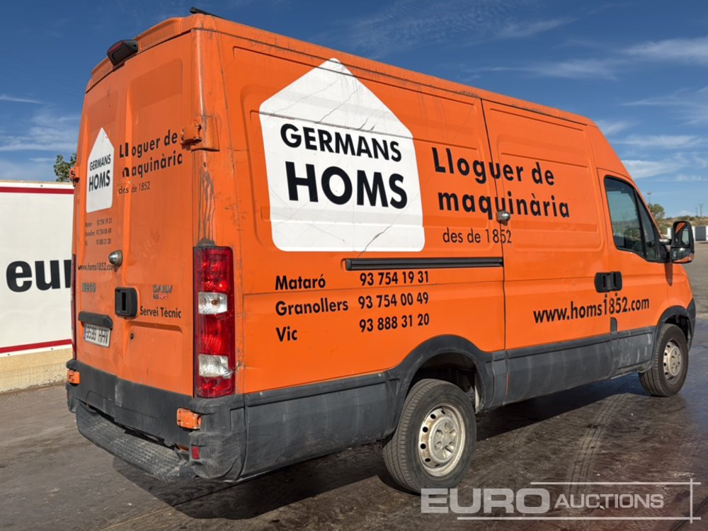 2012 Iveco Daily 35 S14 - فان: صور 5 2012 Iveco Daily 35 S14 - فان: صور 5