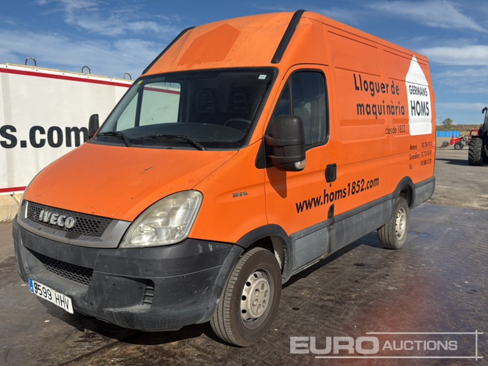 2012 Iveco Daily 35 S14 - فان: صور 1 2012 Iveco Daily 35 S14 - فان: صور 1
