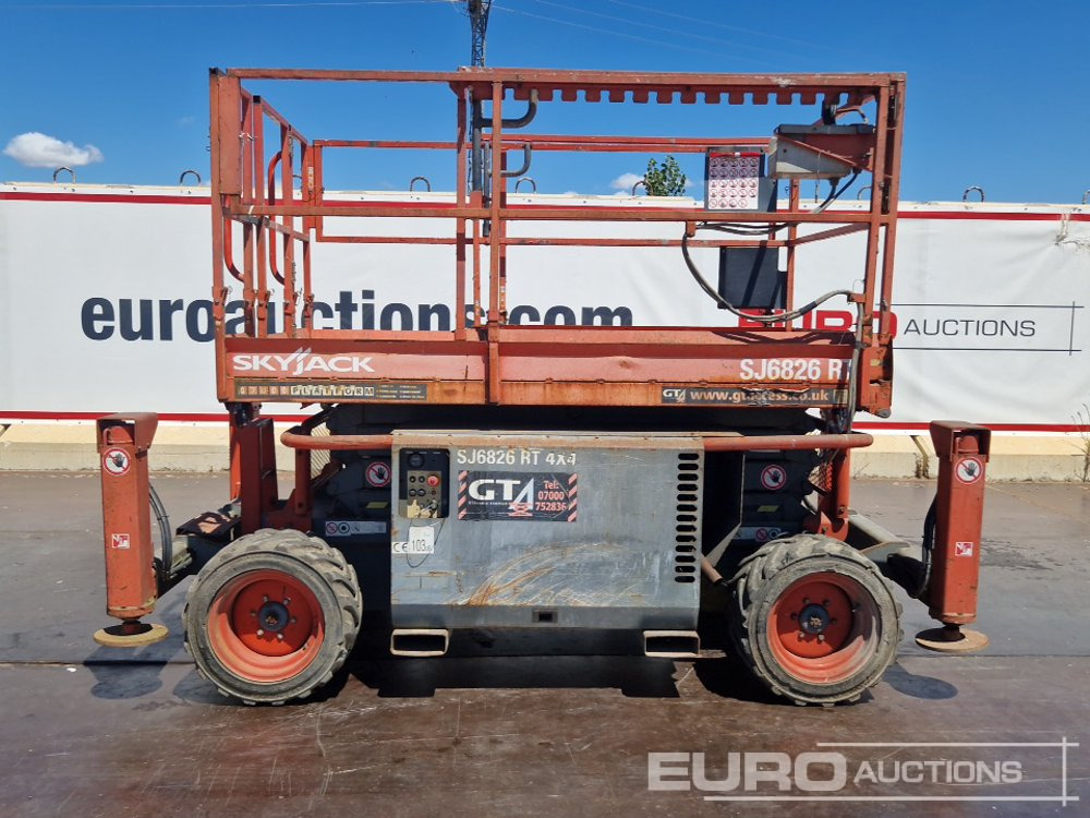 2015 SkyJack SJ6826RT - منصات هيدروليكية متنقلة: صور 2 2015 SkyJack SJ6826RT - منصات هيدروليكية متنقلة: صور 2