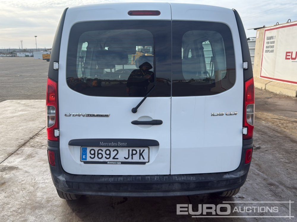 2016 Mercedes Benz Citan - الشاحنات الصغيرة: صور 4 2016 Mercedes Benz Citan - الشاحنات الصغيرة: صور 4