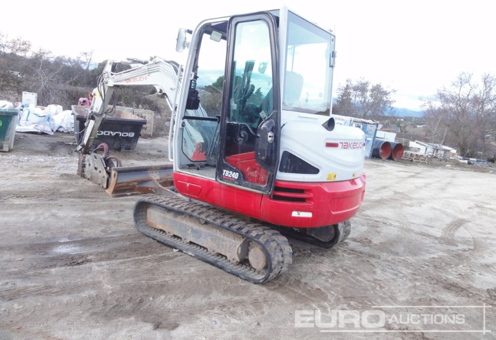 2018 Takeuchi TB240 - حفارة مصغرة: صور 2 2018 Takeuchi TB240 - حفارة مصغرة: صور 2