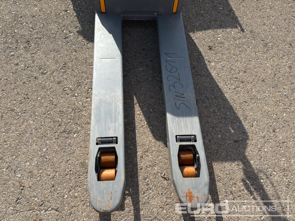 2024 Jungeinrich AME15 - معدات البناء: صور 5 2024 Jungeinrich AME15 - معدات البناء: صور 5