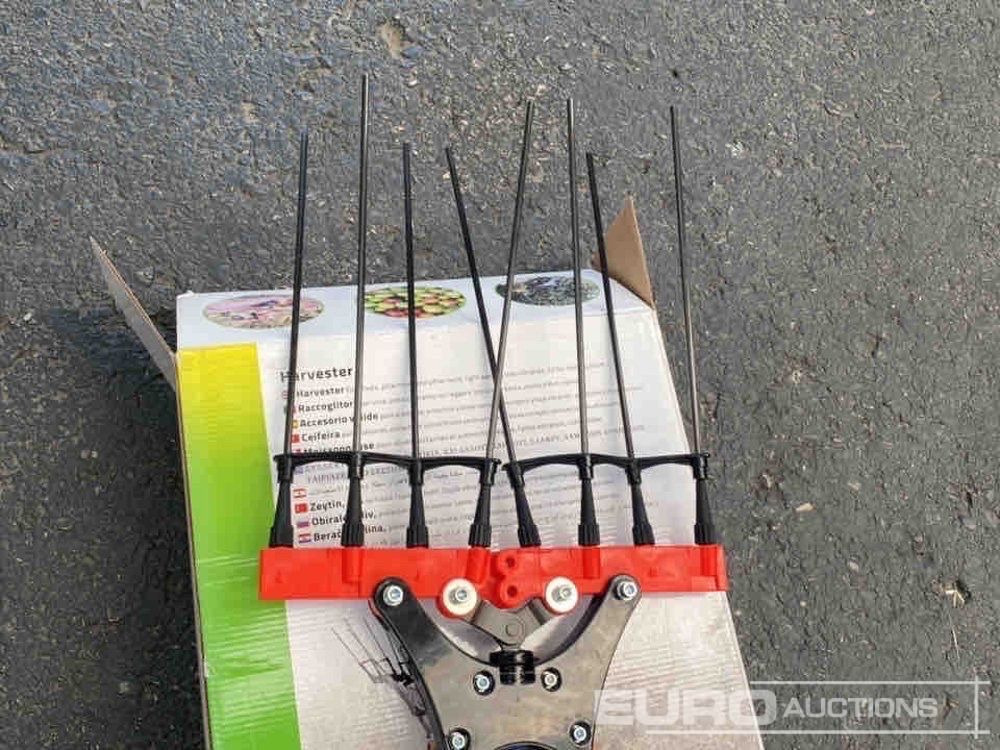 Basic Olive Harvester Attachment - معدات البناء: صور 5 Basic Olive Harvester Attachment - معدات البناء: صور 5