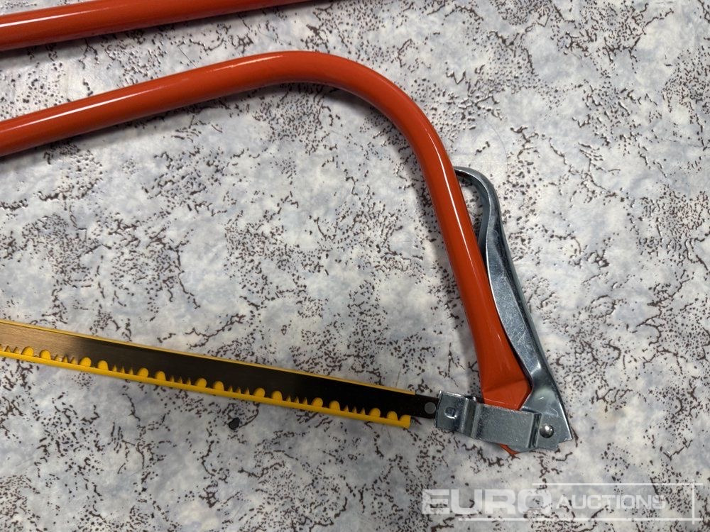 Bow Saw (3 of) / Sierra de Arco - معدات البناء: صور 2 Bow Saw (3 of) / Sierra de Arco - معدات البناء: صور 2