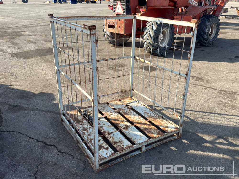 Metal Cage - معدات البناء: صور 1 Metal Cage - معدات البناء: صور 1