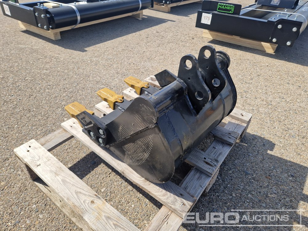 Unused 2025 Captok 17" Digging Bucket to suit Excavator / Cazo para Mini Cargadora - بكت: صور 3 Unused 2025 Captok 17" Digging Bucket to suit Excavator / Cazo para Mini Cargadora - بكت: صور 3