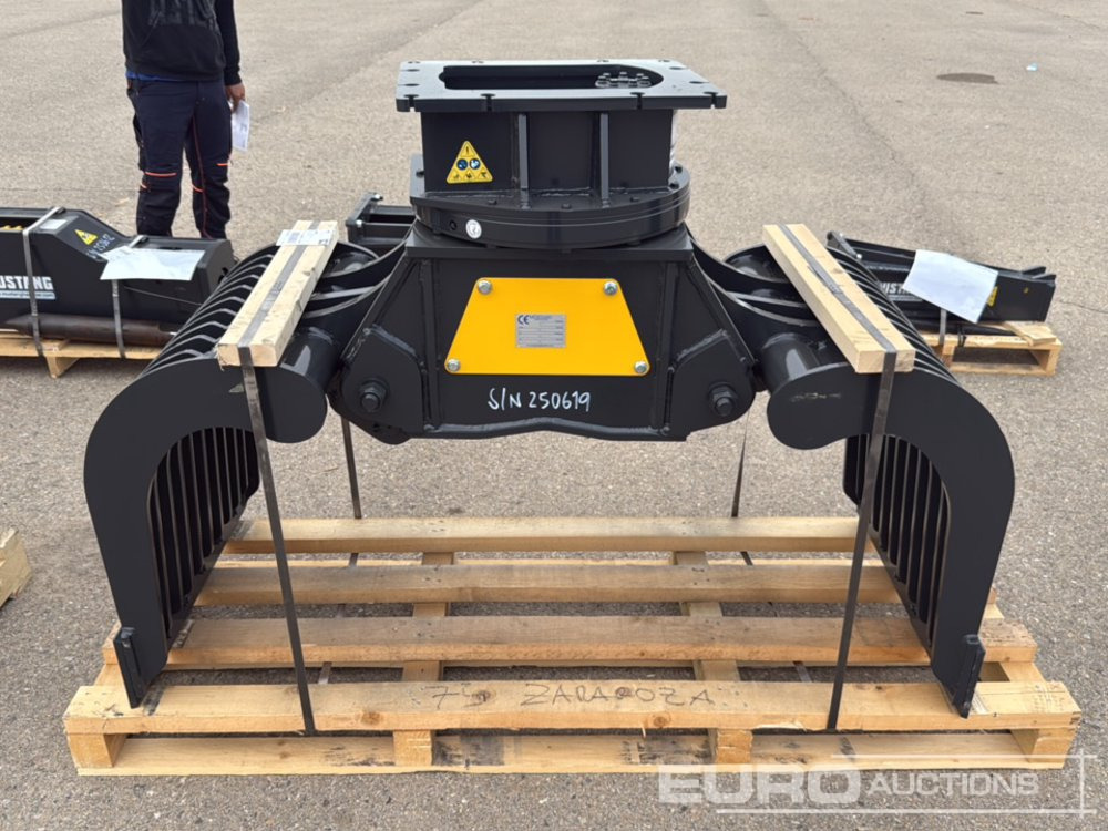 Unused 2025 Mustang GRP750D - ملحقات - حفارة: صور 5 Unused 2025 Mustang GRP750D - ملحقات - حفارة: صور 5