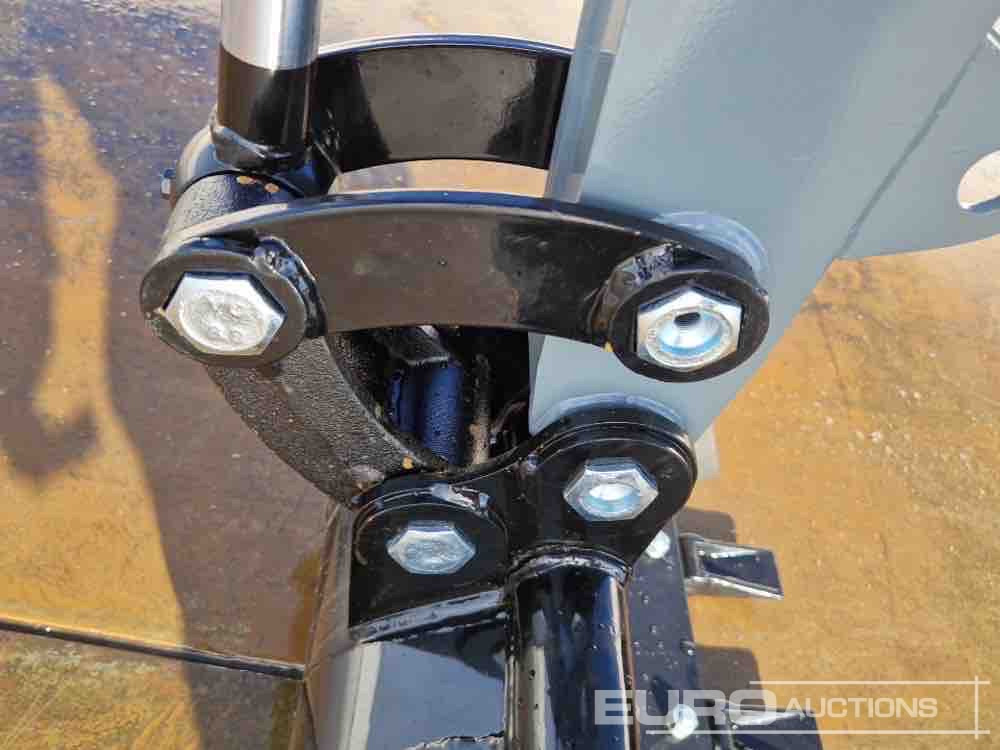 حفارة مصغرة Unused Colt KV13: صور 20