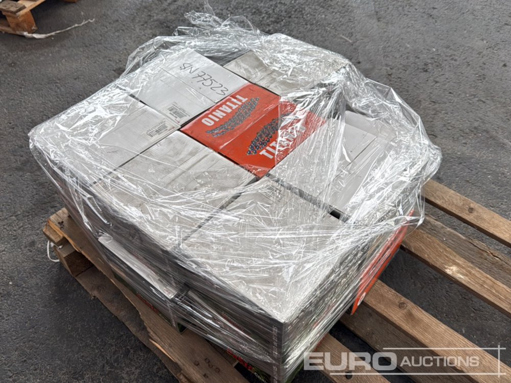 Unused Pallet of 114m Chain Saw Chain (15 of) - معدات البناء: صور 3 Unused Pallet of 114m Chain Saw Chain (15 of) - معدات البناء: صور 3