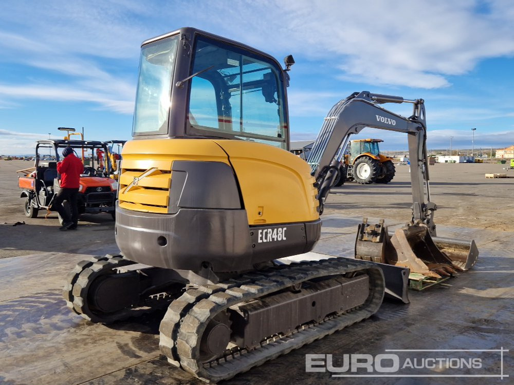 Volvo ECR48C - حفارة مصغرة: صور 5 Volvo ECR48C - حفارة مصغرة: صور 5