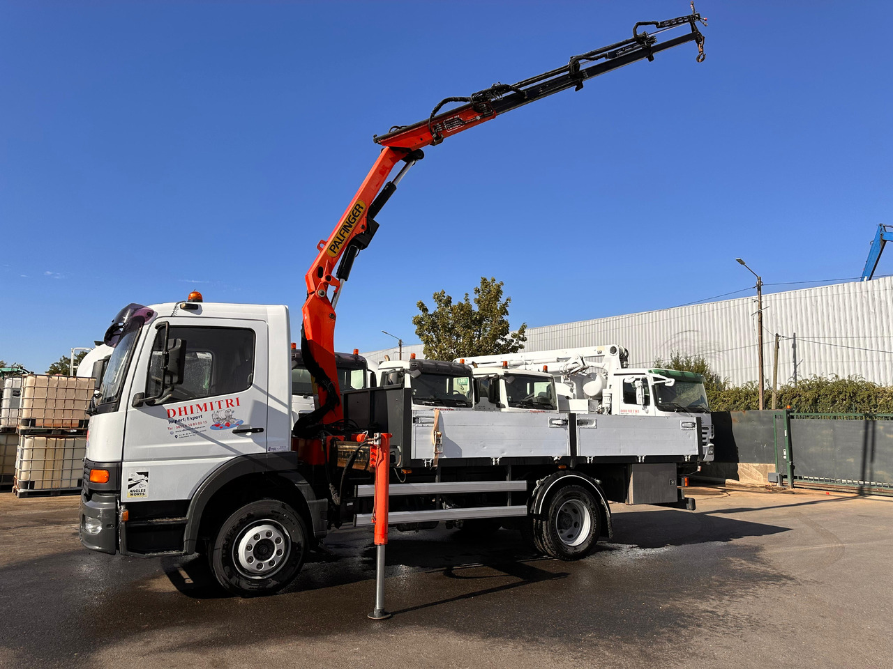 Camion bénne Mercedes Benz MP1 CR-092-BP - قلابات, شاحنة كرين: صور 2 Camion bénne Mercedes Benz MP1 CR-092-BP - قلابات, شاحنة كرين: صور 2
