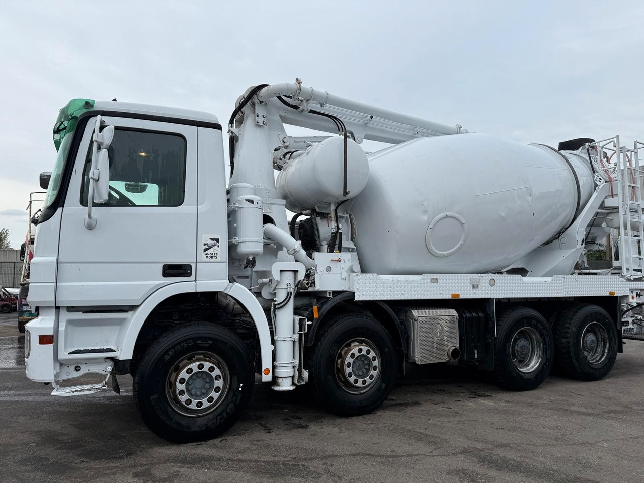 Mercedes-Benz Actros - مضخة خرسانة: صور 1 Mercedes-Benz Actros - مضخة خرسانة: صور 1