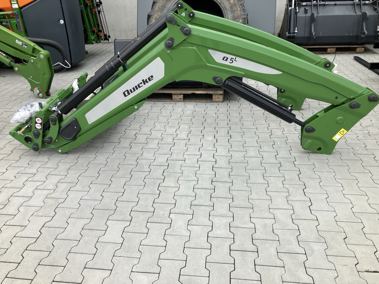 Alö Frontlader Q5 LDM EURO - لوادر وحفارات أمامية: صور 1 Alö Frontlader Q5 LDM EURO - لوادر وحفارات أمامية: صور 1