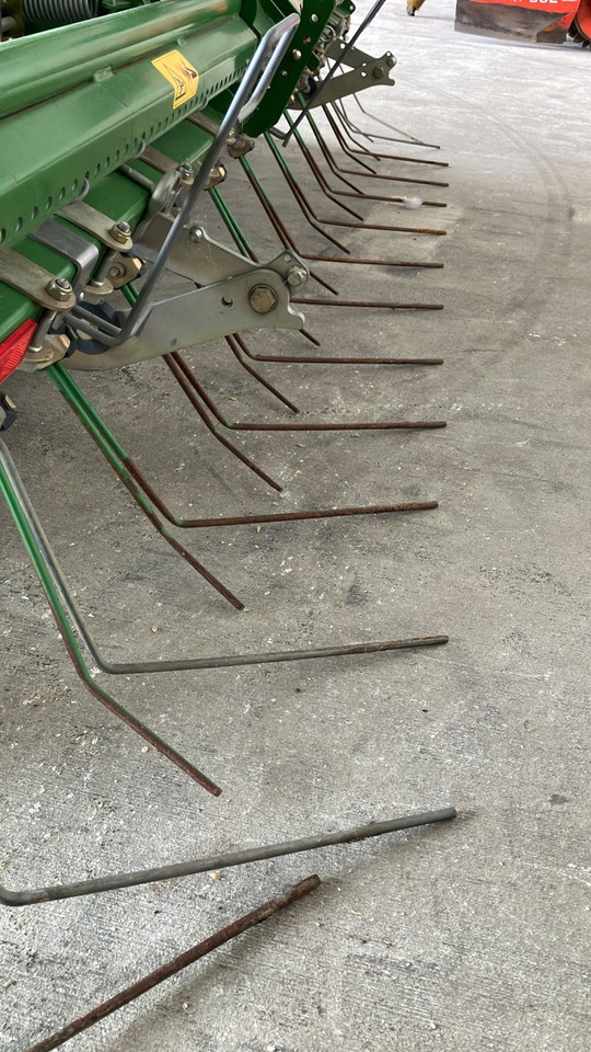 Amazone AD-P 3000 Spezial - معدات بذار: صور 3 Amazone AD-P 3000 Spezial - معدات بذار: صور 3