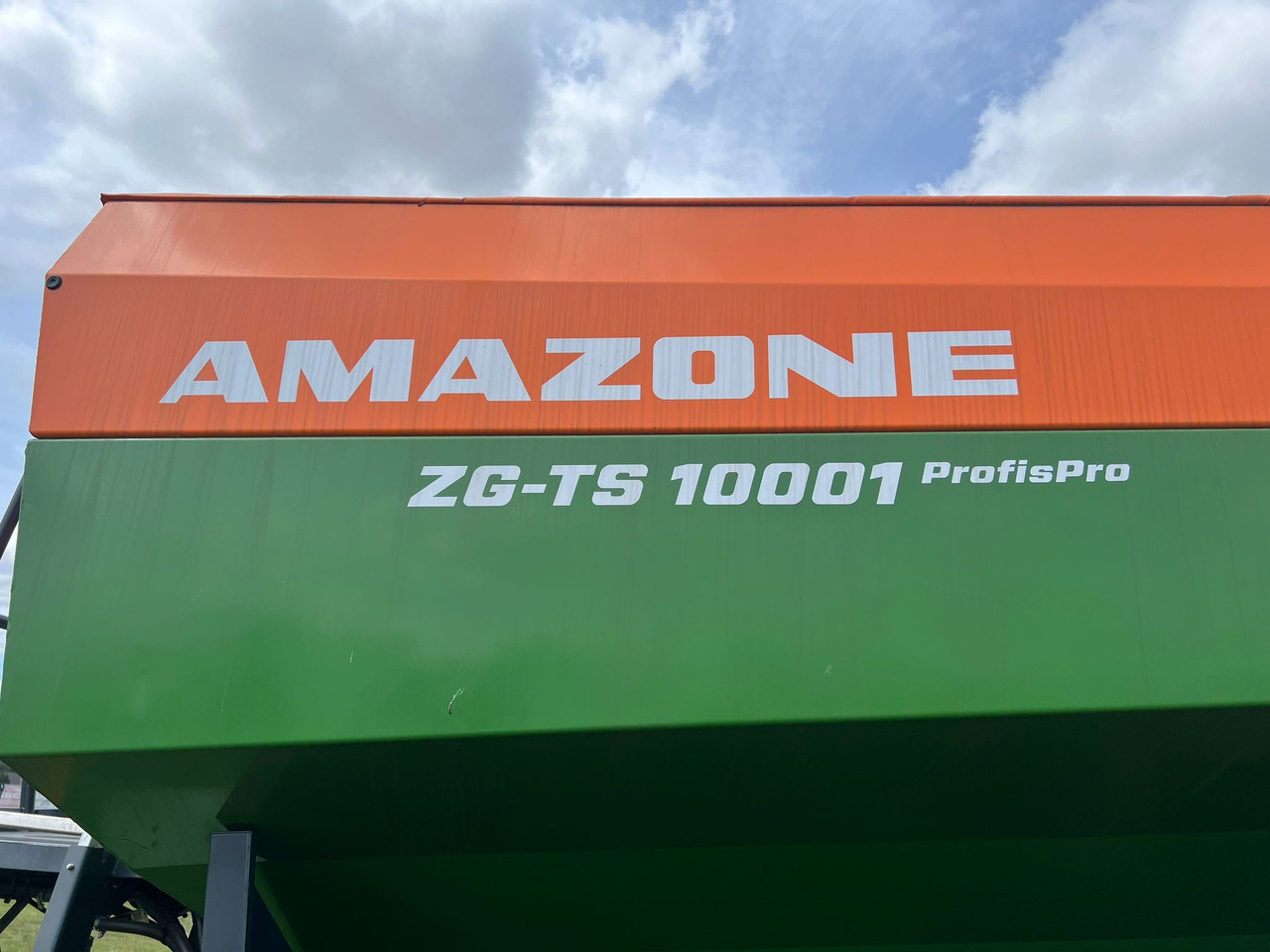 Amazone Anhängestreuer ZG-TS 10001 - آلة الرش: صور 5 Amazone Anhängestreuer ZG-TS 10001 - آلة الرش: صور 5