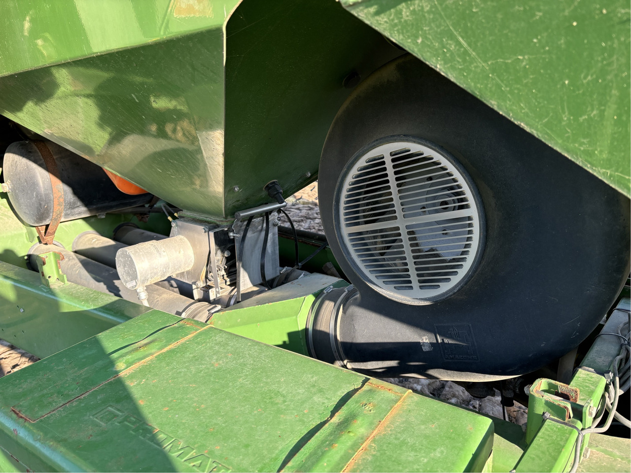 Amazone EDX 6000-T - معدات بذار: صور 3 Amazone EDX 6000-T - معدات بذار: صور 3