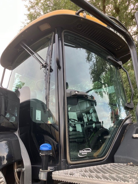 Challenger MT 875 E - جرار مجنزر: صور 3 Challenger MT 875 E - جرار مجنزر: صور 3