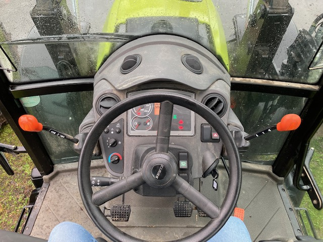 Claas Axos 310 - جرار: صور 3 Claas Axos 310 - جرار: صور 3