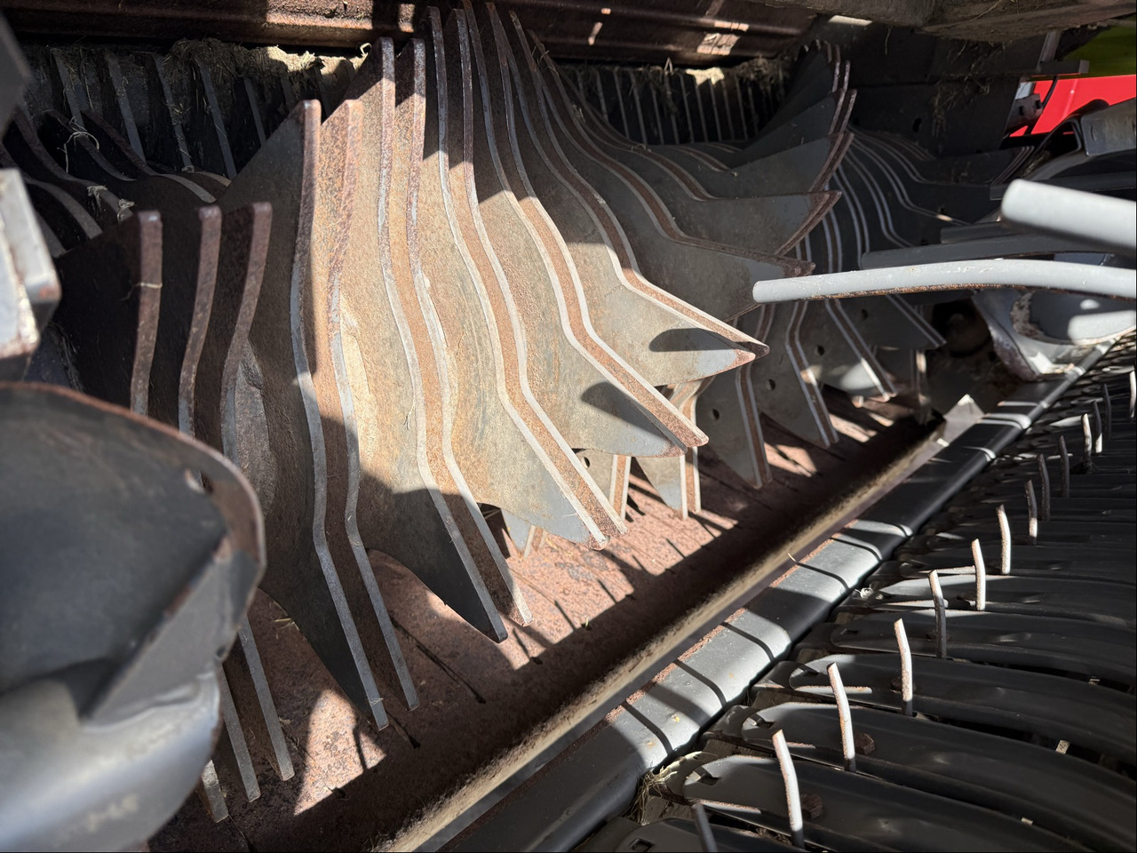 Claas Rollant 375 RC - معدات القش: صور 4 Claas Rollant 375 RC - معدات القش: صور 4