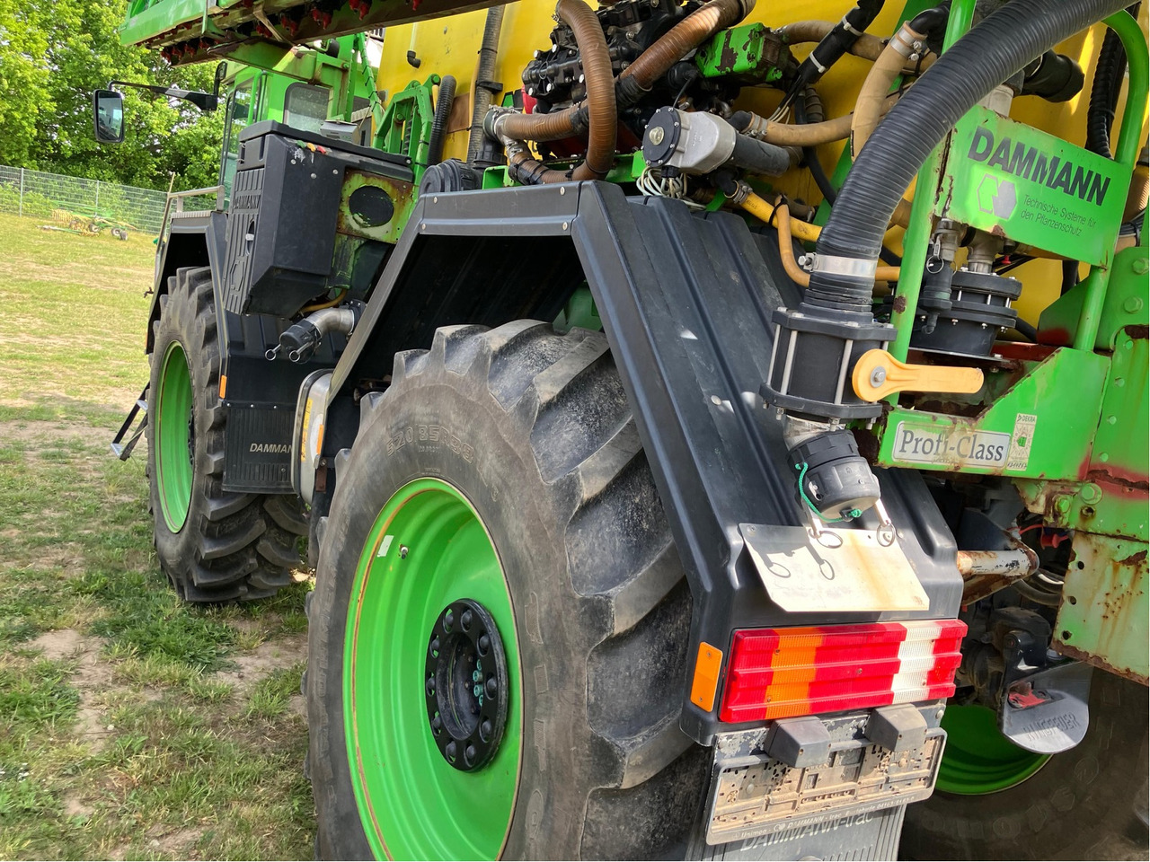 Dammann Damann Trac 5000 - آلة الرش ذاتية الحركة: صور 5 Dammann Damann Trac 5000 - آلة الرش ذاتية الحركة: صور 5