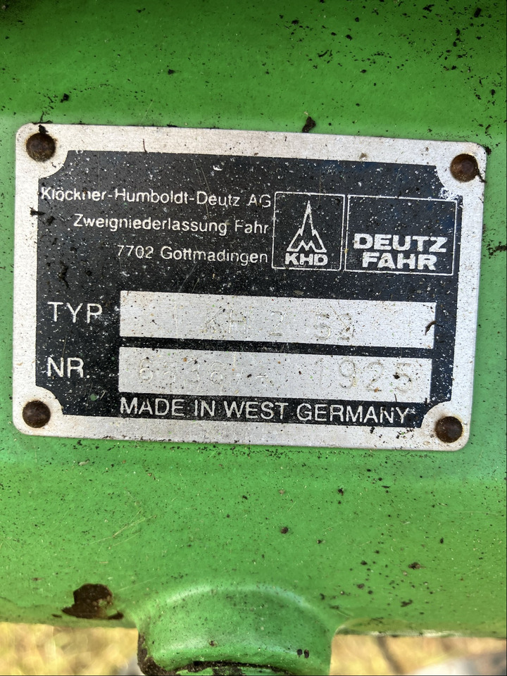 Deutz-Fahr KH 252 - لمّامَة القش: صور 2 Deutz-Fahr KH 252 - لمّامَة القش: صور 2