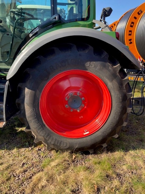 Fendt 313 Vario S4 - جرار: صور 5 Fendt 313 Vario S4 - جرار: صور 5