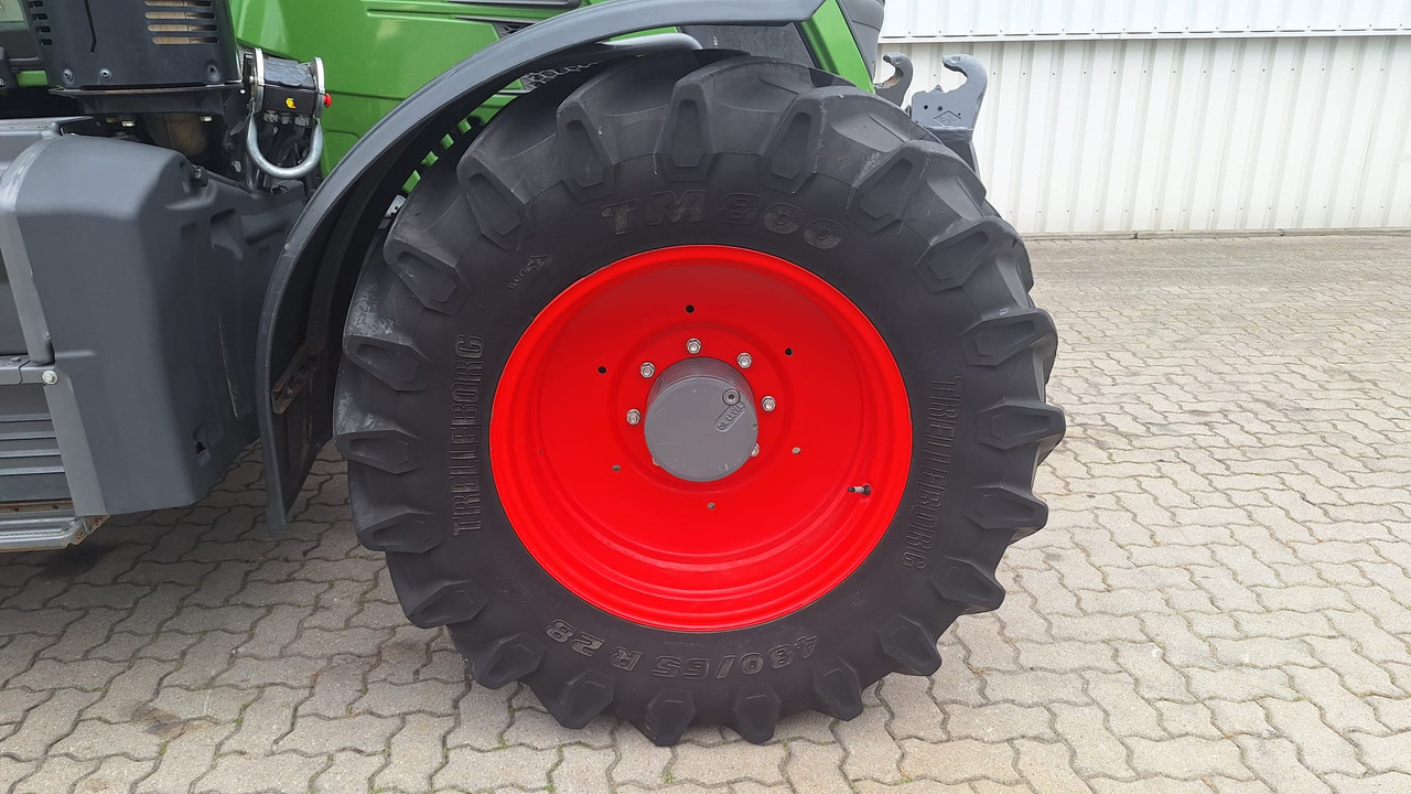 Fendt 512 Vario S4 PowerPlus - جرار: صور 4 Fendt 512 Vario S4 PowerPlus - جرار: صور 4