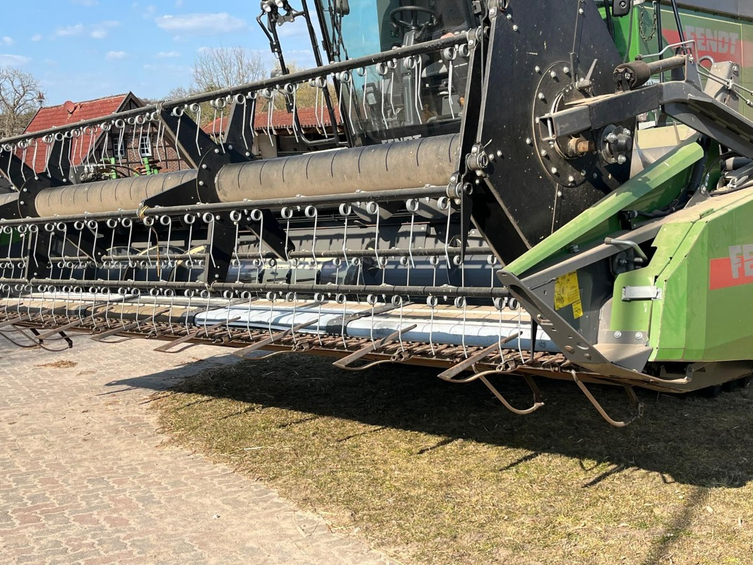 Fendt 5225 E 5,50m PowerFlow Schneidwerk - حصادة شاملة: صور 5 Fendt 5225 E 5,50m PowerFlow Schneidwerk - حصادة شاملة: صور 5