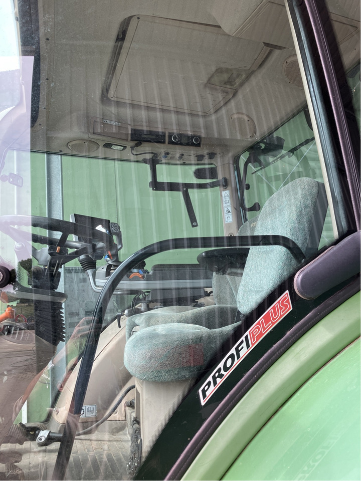 Fendt 718 Vario Profi Plus - جرار: صور 2 Fendt 718 Vario Profi Plus - جرار: صور 2